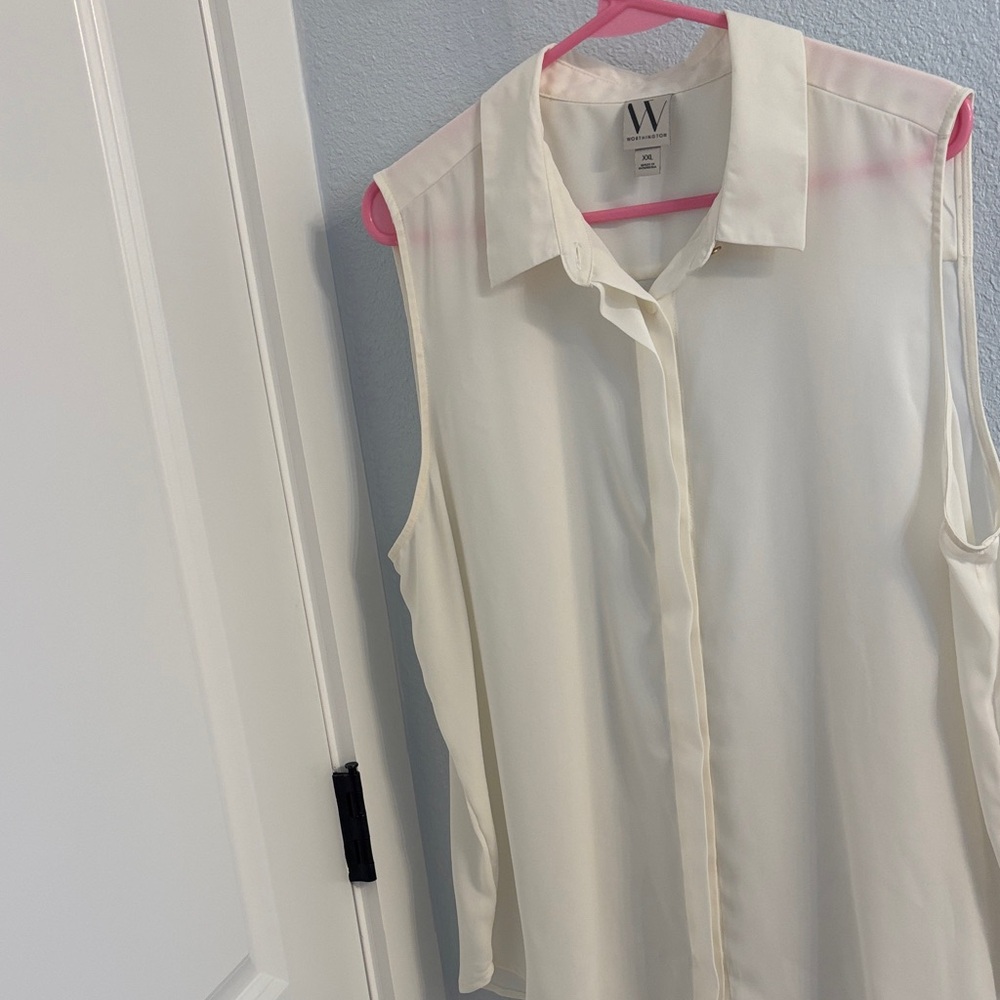 Worthington Cream Sleeveless Collared Blouse